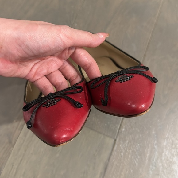 COACH Red Ballet Flats with Bow - Picture 5 of 7